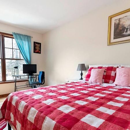 Cheerful Pocono Home Away From Home Albrightsville Esterno foto